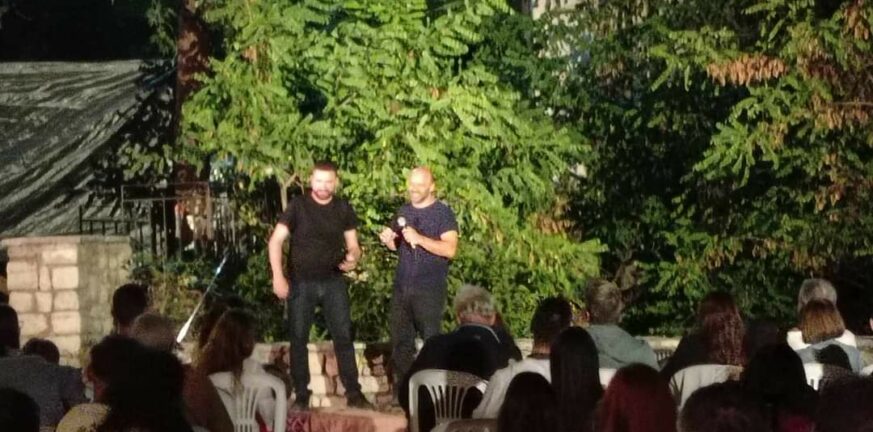 Το πρώτο Stand up Comedy στην επαρχία Καλαβρύτων έλαβε χώρα στα Καστριά!