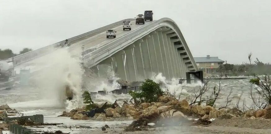 ΗΠΑ: Στο έλεος του τυφώνα Ιντάλια η Φλόριντα - Έχουν εκκενωθεί περιοχές - ΒΙΝΤΕΟ
