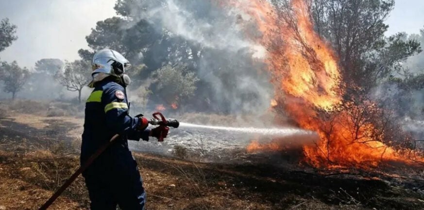 Πυροσβεστική: 46 πυρκαγιές σε μια μέρα - Σε εξέλιξη 105 πύρινα μέτωπα