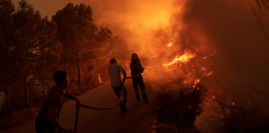 Φωτιά στον Έβρο: Συνεχίζουν για 13η μέρα το καταστροφικό τους έργο οι φλόγες – Πώς είναι η κατάσταση στα Φάρσαλα
