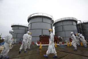 Ιαπωνία: Ο πρωθυπουργός Κισίντα στον πυρηνικό σταθμό της Φουκουσίμα - H απελευθέρωση μολυσμένου νερού