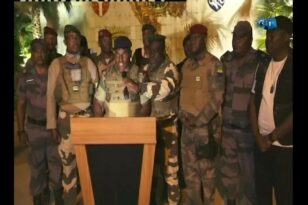 Πραξικόπημα στην Γκαμπόν: Οι ΗΠΑ καλούν τον στρατό να αποκαταστήσει στην εξουσία την πολιτική κυβέρνηση
