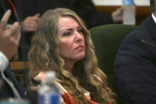 ΗΠΑ: Γυναίκα καταδικάστηκε σε ισόβια κάθειρξη για τους φόνους των δύο παιδιών της