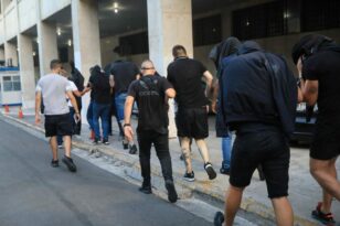 Νέα Φιλαδέλφεια: Σφίγγει ο κλοιός γύρω από το δράστη – Ποια τα νέα στοιχεία - Φόβος για νέο φονικό κομβόι χούλιγκαν από Κροατία - Έρχονται βαριές καμπάνες σε ΕΛΑΣ