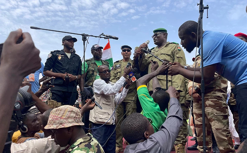 Πραξικόπημα στον Νίγηρα: Πρώην ηγέτης των ανταρτών ιδρύει κίνημα κατά της χούντας