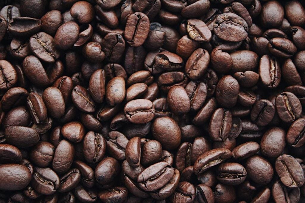 Πόσες ώρες είναι εντάξει να πίνουμε τον ίδιο καφέ
