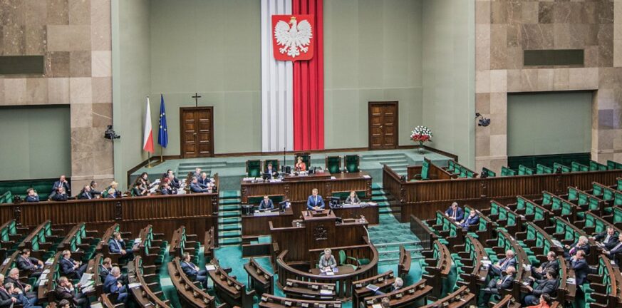 Πολωνία: Δημοψήφισμα για το θέμα της ιδιωτικοποίησης των κρατικών εταιρειών