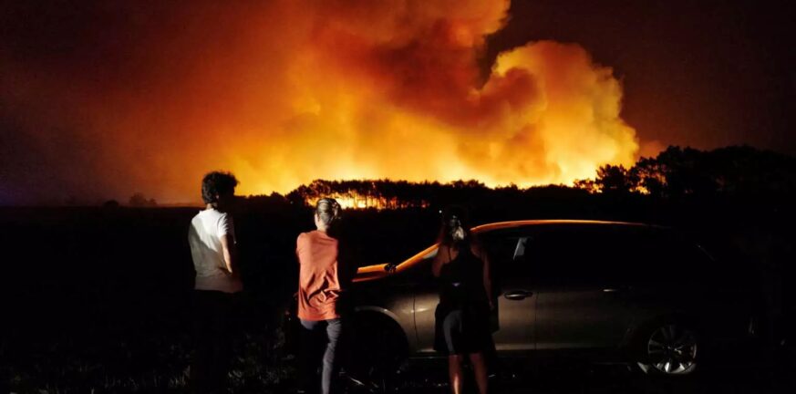 Πορτογαλία: Μαίνεται η μεγάλη πυρκαγιά – Στάχτη χιλιάδες στρέμματα, απομακρύνθηκαν 1.400 κάτοικοι