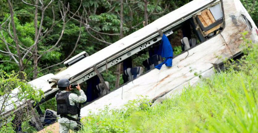 Περού: Λεωφορείο έπεσε σε γκρεμό – Τουλάχιστον δεκατρείς νεκροί, ανάμεσά τους παιδιά