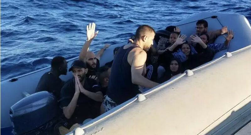 Λέσβος: Διάσωση 14 μεταναστών από ακυβέρνητο φουσκωτό