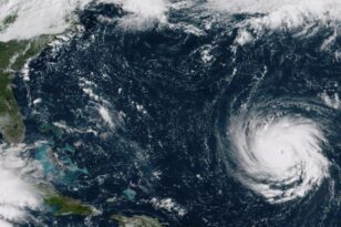 ΗΠΑ: Ο τυφώνας «Ιντάλια» αναβαθμίστηκε σε κατηγορίας 3 ενώ πλησιάζει την Φλόριντα - ΒΙΝΤΕΟ