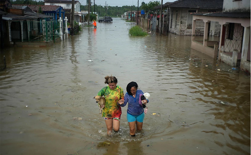 Τυφώνας Ιντάλια: Το καταστροφικό πέρασμα από τις νοτιοανατολικές ακτές των ΗΠΑ