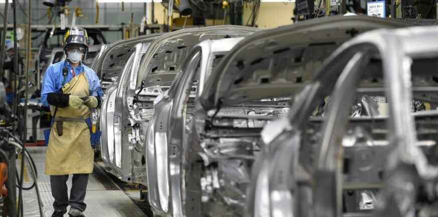 Toyota: Αναστέλλει τη λειτουργία σε 12 εργοστάσια