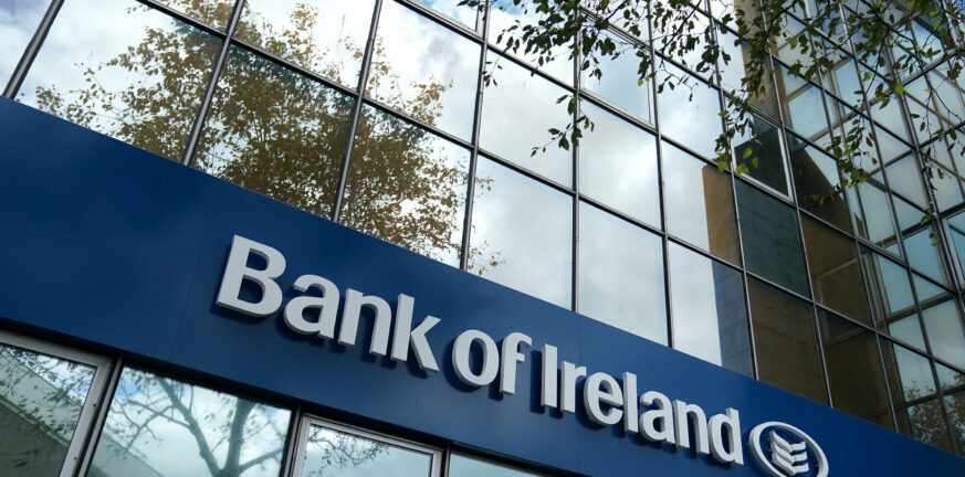 Ιρλανδία: ΑΤΜ μοίραζαν δωρεάν χρήματα ακόμα και σε όσους δεν είχαν χρήματα στον λογαριασμό τους - ΒΙΝΤΕΟ