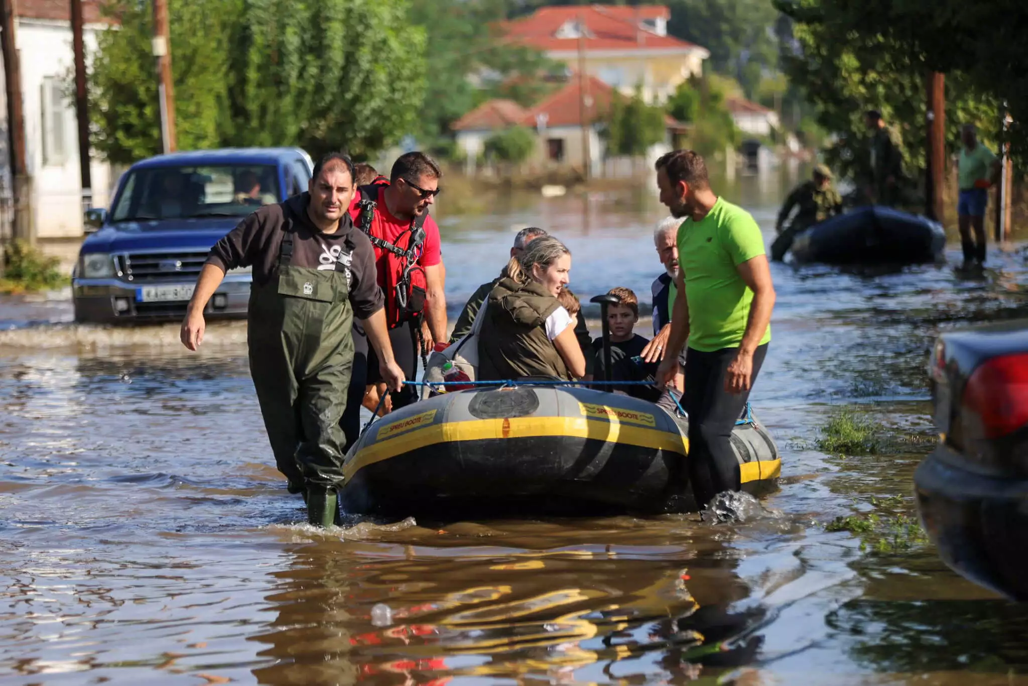 Κακοκαιρία Daniel - Θεσσαλία: Στους 2.227 οι πλημμυροπαθείς που απεγκλωβίστηκαν από τις Ένοπλες Δυνάμεις