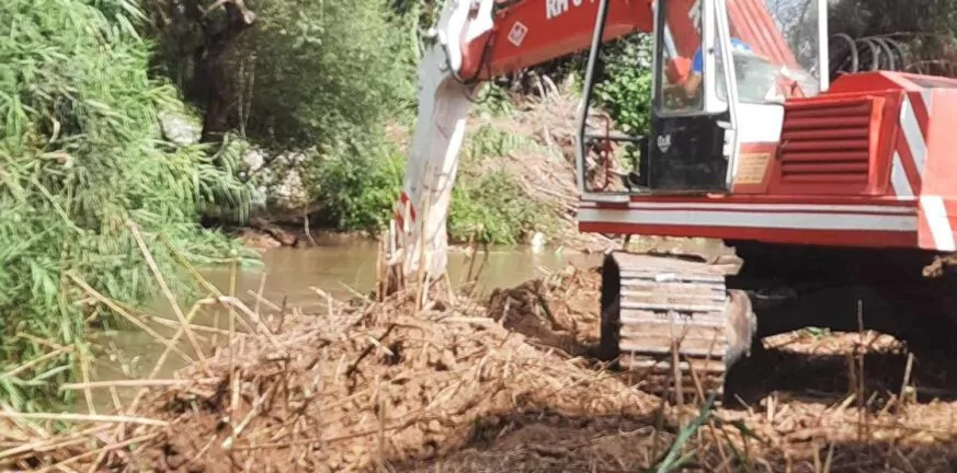 Αχαΐα - Ποτάμια και χείμαρροι: Καθαρισμοί για να μην κινδυνεύσουν ζωές