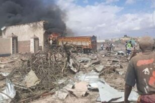 Σομαλία: Στους δέκα οι νεκροί από έκρηξη παγιδευμένου φορτηγού