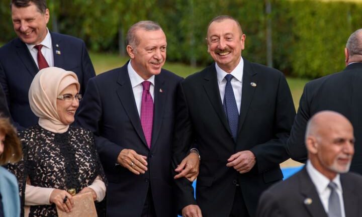 Ερντογάν: Γιόρτασε τη «νίκη» του Αζερμπαϊτζάν στο Ναγκόρνο Καραμπάχ