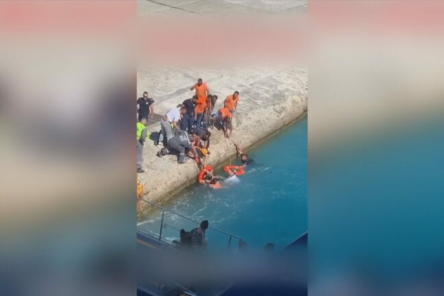 Τήνος: Γυναίκα έπεσε στη θάλασσα την ώρα που πήγαινε να μπει σε πλοίο - ΒΙΝΤΕΟ