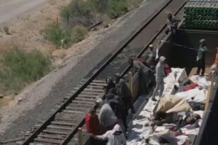 Μεξικό: Εκατοντάδες μετανάστες πάνω σε βαγόνια με προορισμό τις ΗΠΑ - ΒΙΝΤΕΟ