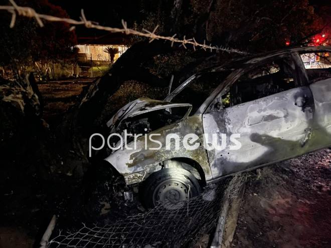 Ηλεία: Στις φλόγες αυτοκίνητο με 3 επιβάτες μετά από πρόσκρουση σε δένδρο - ΦΩΤΟ