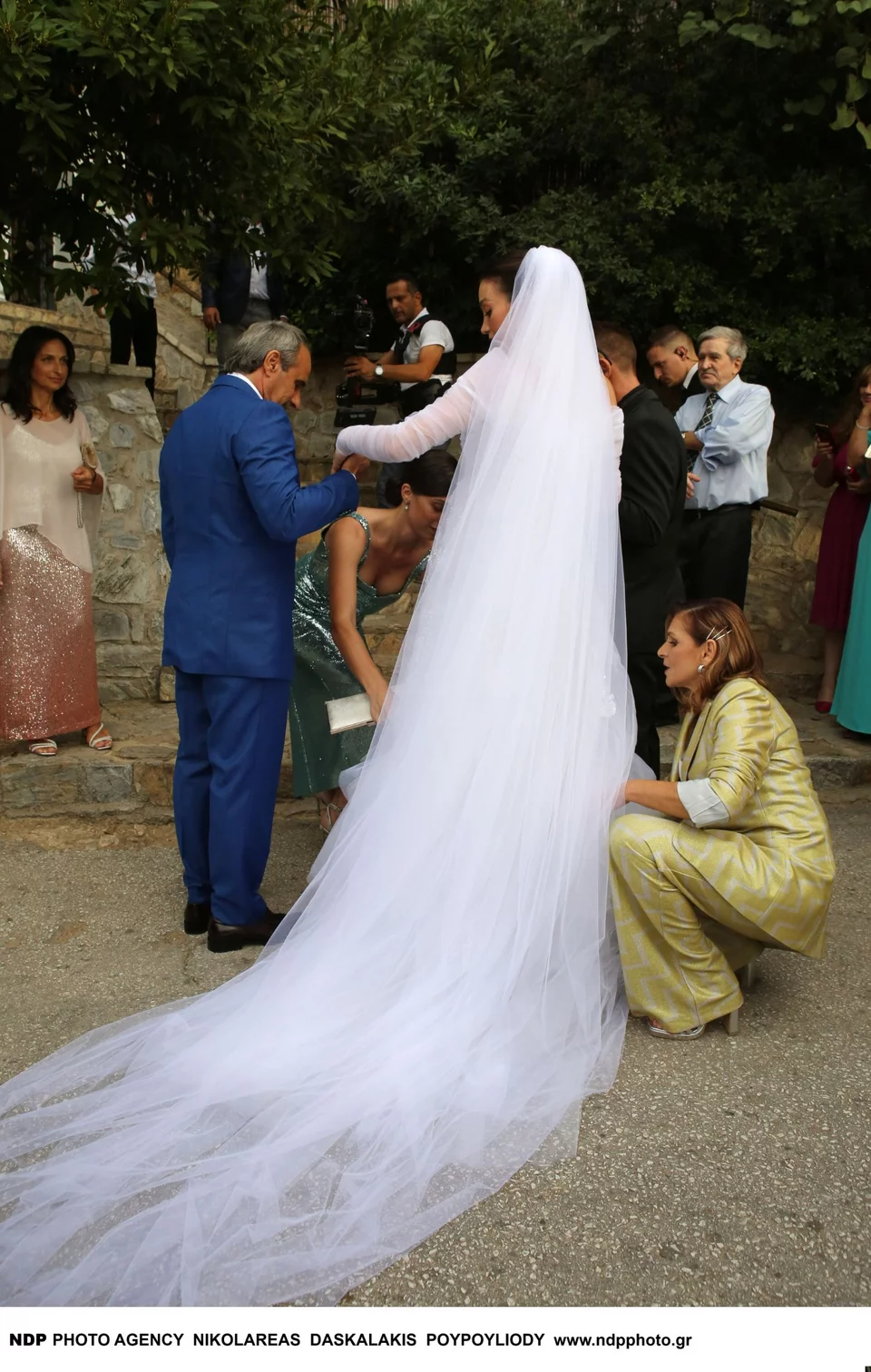 Γαμπρός ο Ντάνος, παντρεύτηκε ο Γιώργος Αγγελόπουλος με την Δήμητρα Βαμβακούση -Εντυπωσιακή η νύφη ΦΩΤΟ-ΒΙΝΤΕΟ