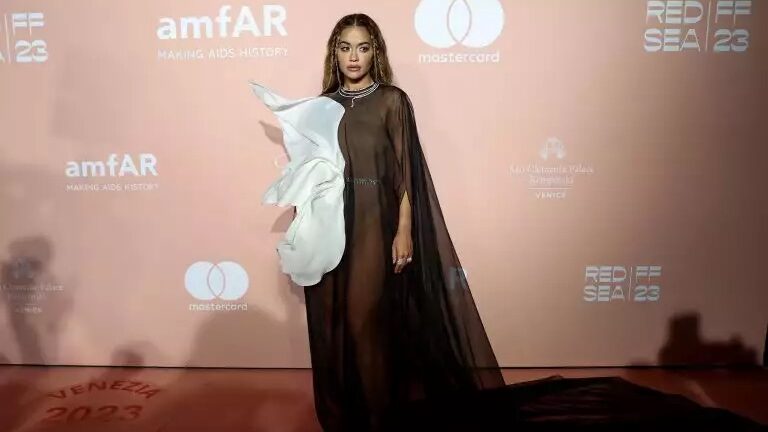 AmfAR Gala Venezia 2023: Εντυπωσιακές celebrity εμφανίσεις στο κόκκινο χαλί