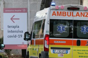 Ιταλία: Δεκάδες υγειονομικοί παραιτούνται από νοσοκομεία