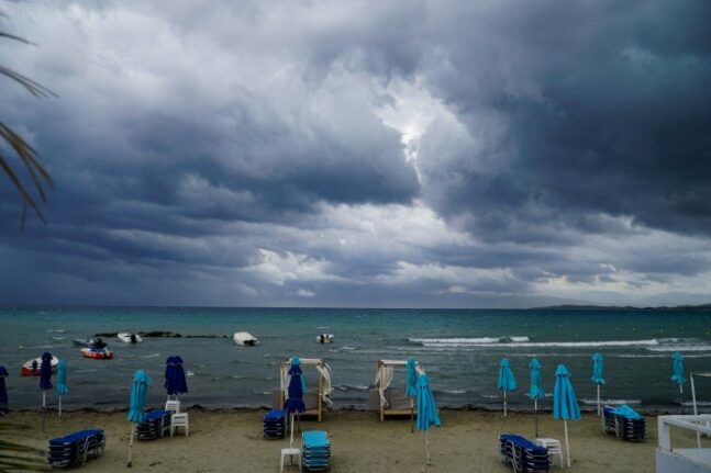 Συναγερμός για την κακοκαιρία: Τι είναι η «ψυχρή λίμνη» που θα φέρει σφοδρές καταιγίδες, ποιες περιοχές θα πληγούν - Τι αποφασίστηκε στη σύσκεψη