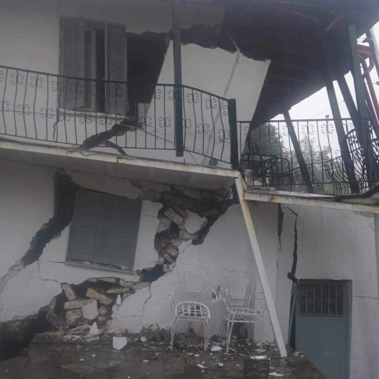 Καρδίτσα: Κατέρρευσαν δέκα σπίτια στο Μορφοβούνι - Κατεστραμμένο το δίκτυο ύδρευσης