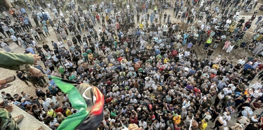 Οργή και απόγνωση στη Λιβύη – Ζητούν να λογοδοτήσουν οι υπεύθυνοι της τραγωδίας