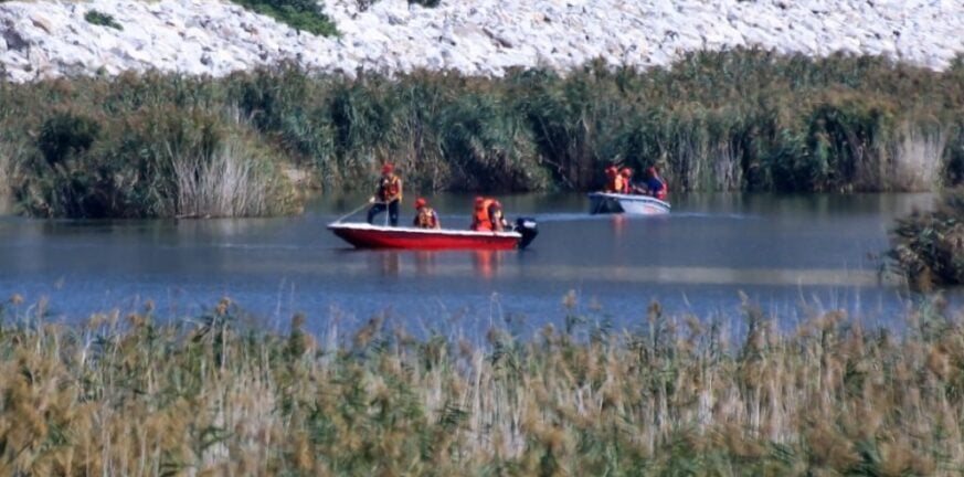 Βρέθηκε νεκρός ο 43χρονος ψαράς που είχε χαθεί στην λίμνη Κάρλα
