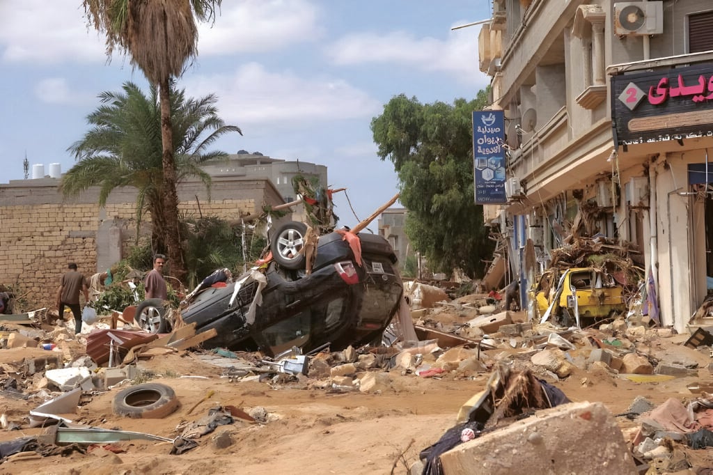 Λιβύη: Ζωντανοί και νεκροί μέσα στη λάσπη - Ξεπερνούν τις 5.000 οι νεκροί, στους 10.000 οι αγνοούμενοι ΦΩΤΟ - ΒΙΝΤΕΟ
