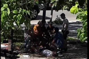 Πάτρα: Καταγγελία για ληστεία με ρόπαλο στην πλατεία Πίνδου