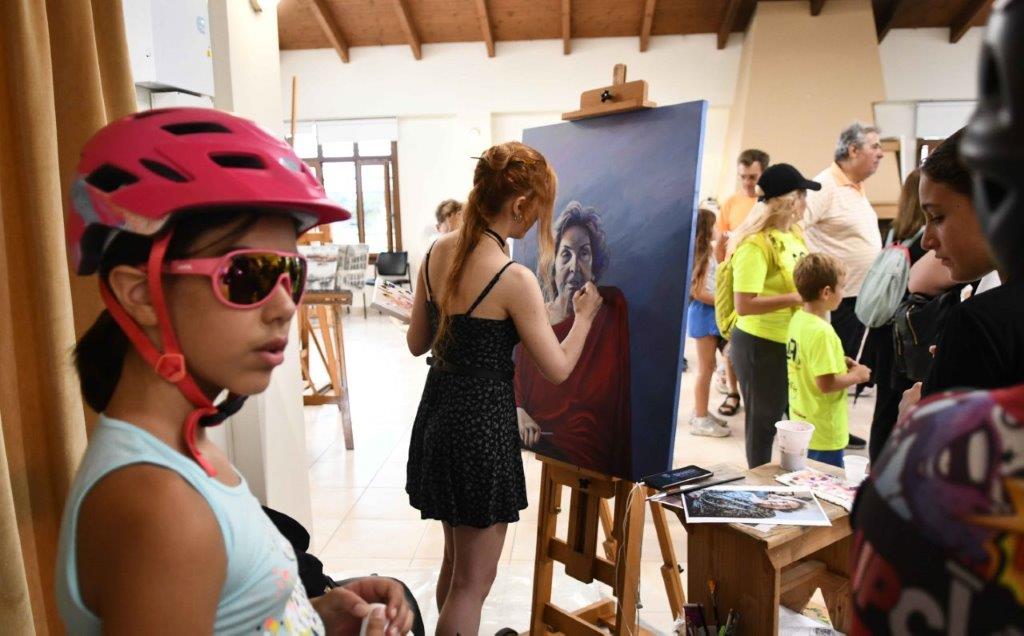 Διεθνές Φεστιβάλ Πάτρας: Τα ποδήλατα «συνάντησαν» την ζωγραφική - ΦΩΤΟ