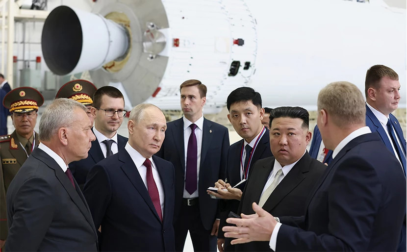 Πούτιν: Ενώπιον του Κιμ Γιονγκ Ουν έκανε πρόποση για την ενίσχυση της φιλίας και της συνεργασίας μεταξύ των δυο χωρών
