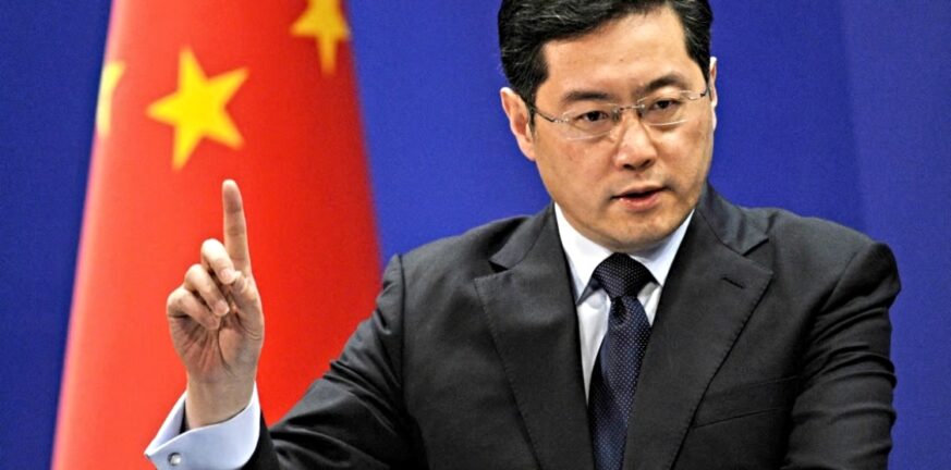 Wall Street Journal: Έδιωξαν τον πρώην υπουργού Εξωτερικών της Κίνας, Τσιν Γκανγκ, επειδή είχε εξωσυζυγική σχέση