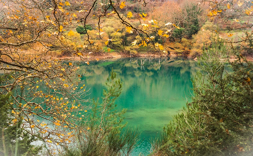 Το φυσικό τοπίο στην Αχαΐα που μοιάζει με πίνακα ζωγραφικής - Η λίμνη Τσιβλού εντυπωσιάζει - ΦΩΤΟ