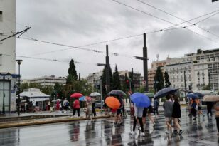 Κακοκαιρία Daniel: Ισχυρή καταιγίδα στο κέντρο της Αθήνας