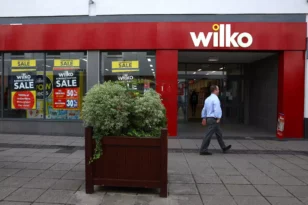 Βρετανία: «Λουκέτο» στα καταστήματα Wilko - «Στον αέρα» 9.100 εργαζόμενοι