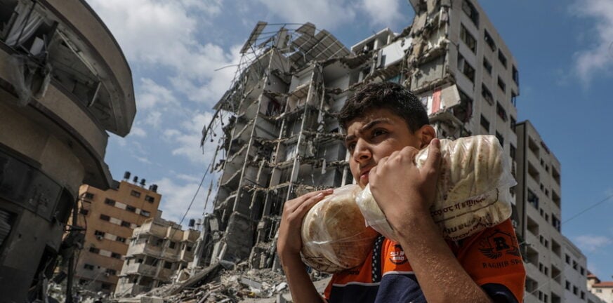 Γάζα: «Ναι» από Αίγυπτο για πέρασμα ανθρωπιστικής βοήθειας - Ισραήλ: «Μόνο τρόφιμα, νερό, φάρμακα» ΒΙΝΤΕΟ