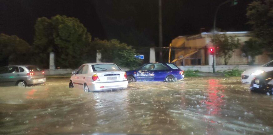 Εκτακτα μέτρα για τις πλημμύρες στην Πάτρα - Παρεμβάσεις στην παραλιακή και το κέντρο – Δήμος και ΔΕΥΑΠ καλούν Περιφέρεια και ΟΛΠΑ να συνδράμουν