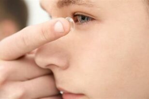 Φακοί επαφής: Πώς να αντιμετωπίσετε τον ερεθισμό στα μάτια σας