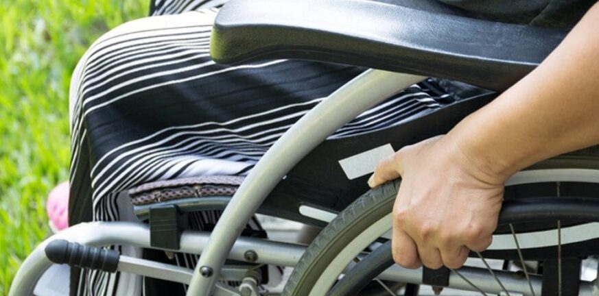 Θεσσαλονίκη: Έκλεψε μπαταρία από αναπηρικό αμαξίδιο σε πυλωτή πολυκατοικίας στην Πολίχνη