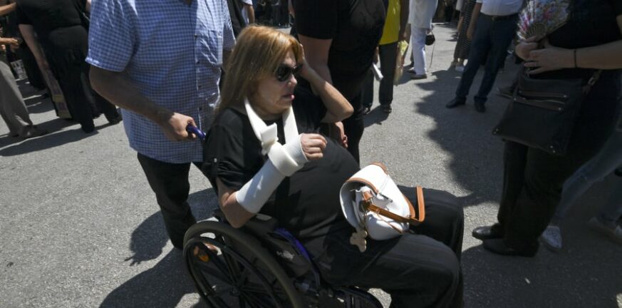 Στο νοσοκομείο μετά από σοβαρό ατύχημα η Μαίρη Χρονοπούλου, «ας προσευχηθούμε όλη για τη ζωή της»