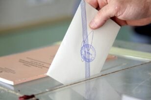 Δημοσκόπηση Opinion Poll: Πιο «μπροστά» η ΝΔ στις ευρωεκλογές και στις εθνικές - Δεύτερο το ΠΑΣΟΚ