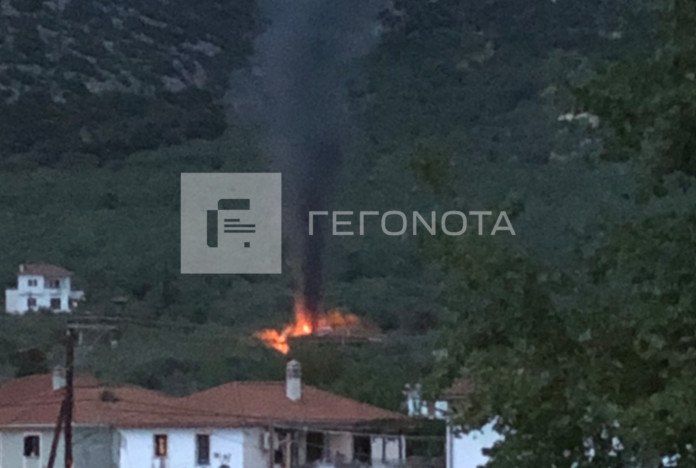 Βόλος: Φωτιά σε αποθήκη με λάδια στην Αγριά ΦΩΤΟ - ΒΙΝΤΕΟ