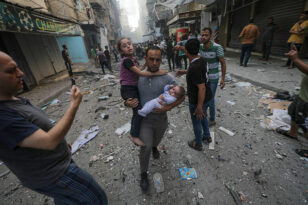 Λωρίδα της Γάζας: Συνολικά 7.326 τα θύματα εκ των οποίων τα 3.038 είναι παιδιά
