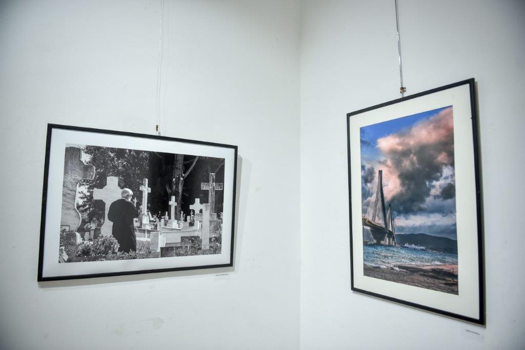 Πάτρα: Η Κατερίνα Γεροπαναγιώτη στα εγκαίνια της έκθεσης της φωτογραφικής λέσχης «Ηδύφως» ΦΩΤΟ