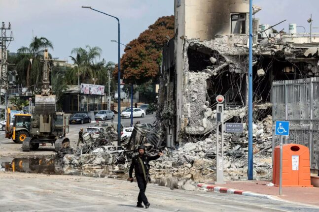 Πόλεμος στο Ισραήλ: Συνολικά 149 Έλληνες έχουν εγκλωβιστεί στη χώρα – «Άμεσα ο επαναπατρισμός τους», λέει το ΥΠΕΞ